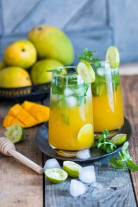 Mango Green Tea Mojito is the perfect summer cocktail. A refreshing twist on mojito, this cocktail combines the fresh taste of green tea with sweet mangoes!